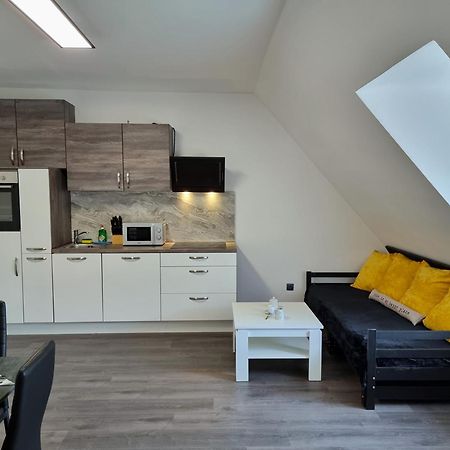 Ferienwohnung Rentcenter79 Sankt Peter-Freienstein Exterior foto